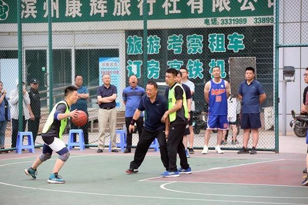 力求在公平